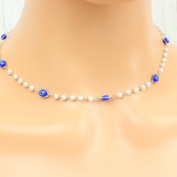 "Minimalist & Elegant Necklace Chain – Perfect for Women & Girls | UNVRC1420 - Picture 5 of 10